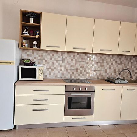 Apartments Rusin Linardići Eksteriør billede