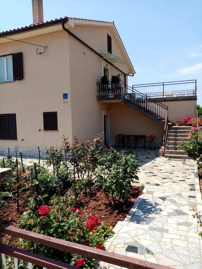 Apartments Rusin Linardići Eksteriør billede