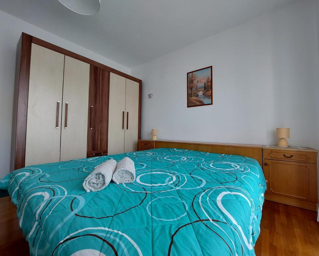 Apartments Rusin Linardići Eksteriør billede